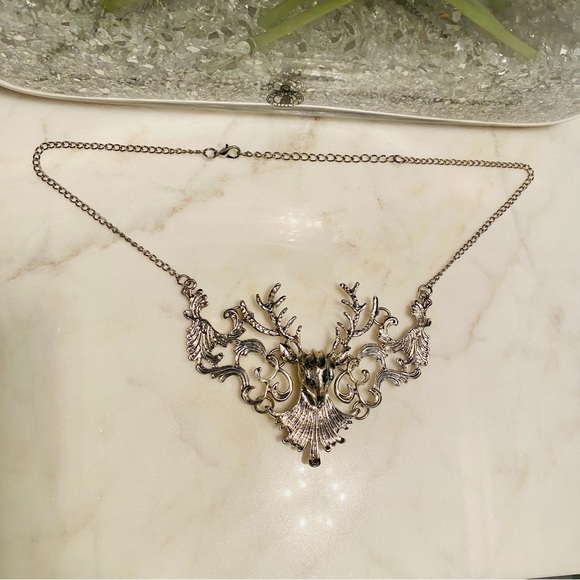 Hot Topic Jewelry - Gothic reindeer necklace 🦌